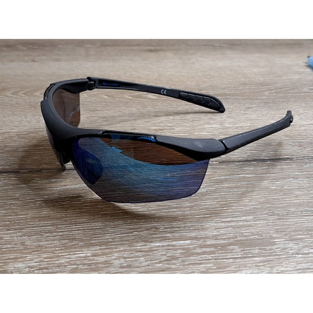 2 Foster Grant Max Block Blue Lens Sunglasses FosterGrant Scrimmage wrap